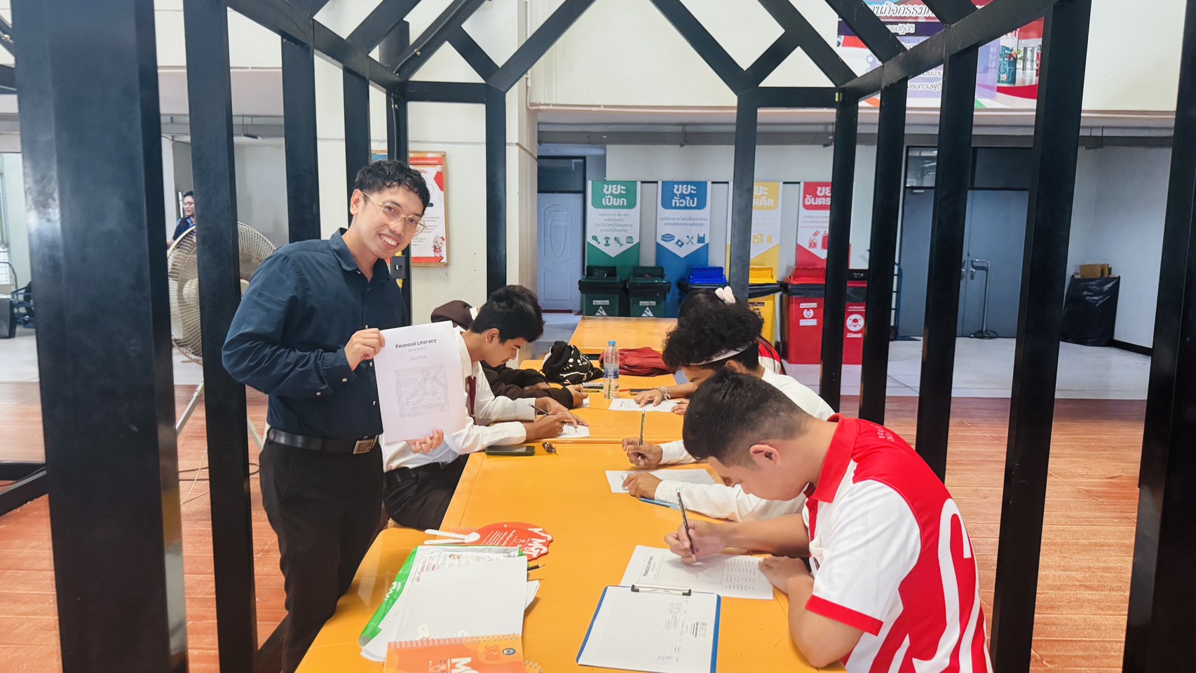 กิจกรรม MGT ชวนเปิดประสบการณ์ภาษาอังกฤษสุดสนุกกับ “English Vibes @MGT”